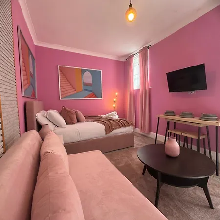 Devonshire Terrace Studios-2